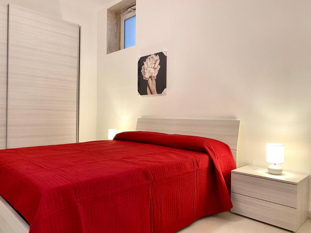 Monopoli Guest House - Puglia Mia Apartments Extérieur photo