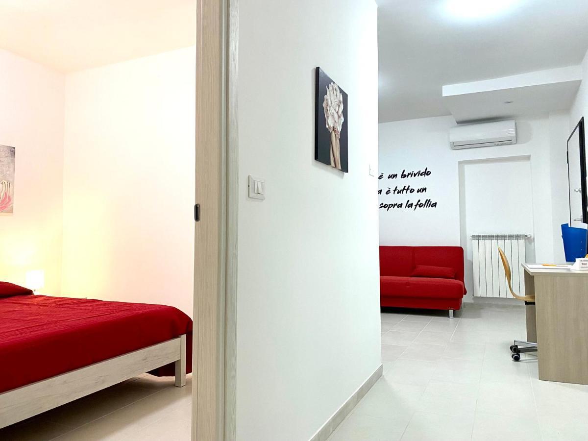 Monopoli Guest House - Puglia Mia Apartments Extérieur photo